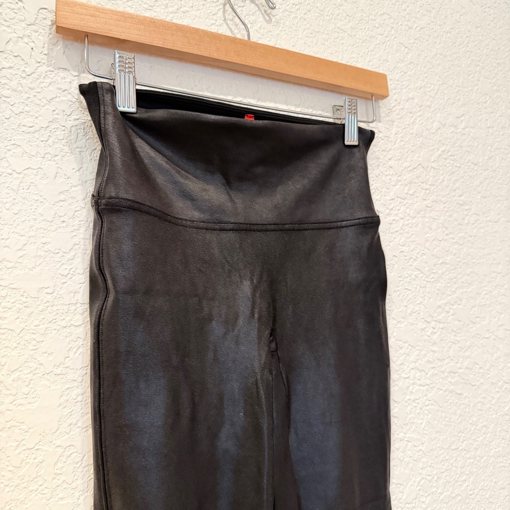 Spanx Womens Faux Leather Leggings Black High Waisted Slimming Pants Small S/P - Picture 3 of 8